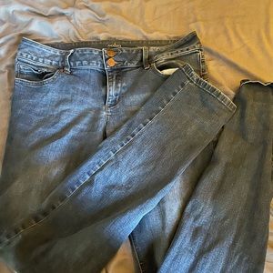 Soho Size 10 Curve Creator Skinny Jean Medium Wash